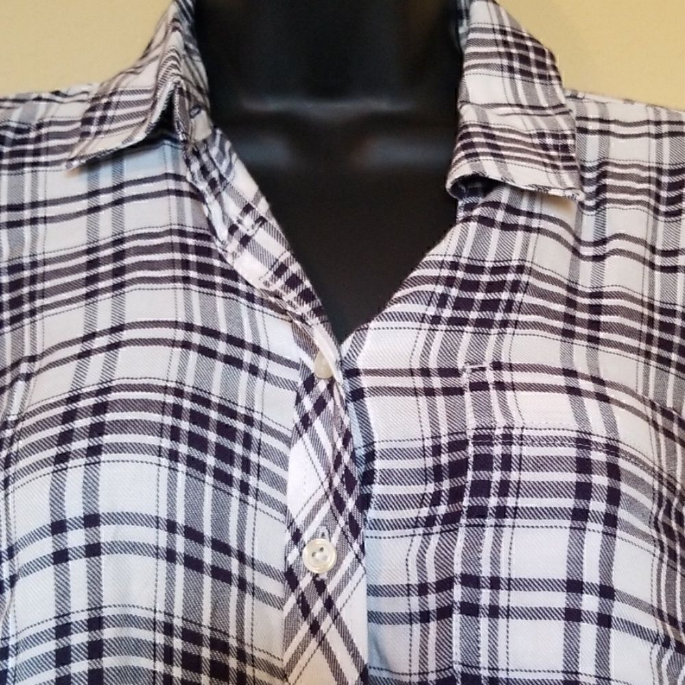 NWT Talbots Button Up Top - Picture 2 of 8